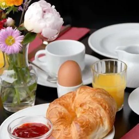 Deutsches Theater Stadtzentrum 4* Munich