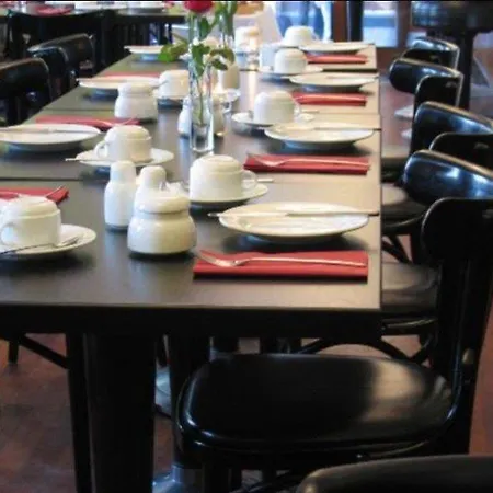 Hotel Deutsches Theater Stadtzentrum 4*
