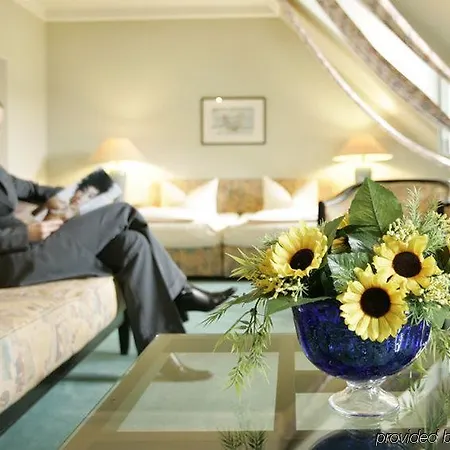 Deutsches Theater Stadtzentrum Hotel 4*