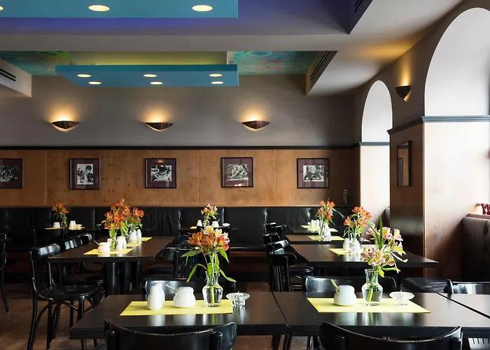 Hotel Deutsches Theater Stadtzentrum 4*